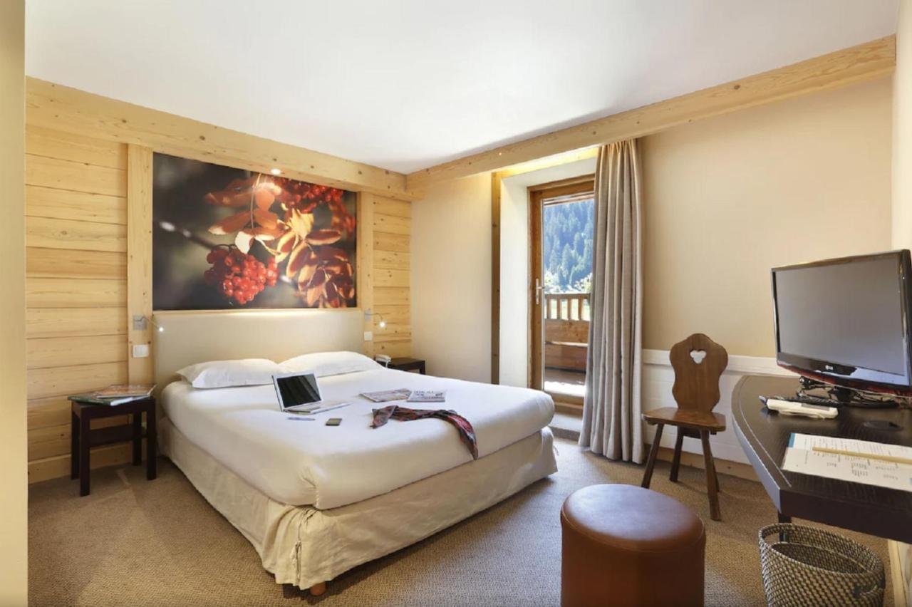 Les Roches 1500 Hotel Mieussy Exterior photo